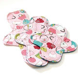 Choose your Length - ONE Reusable Cloth winged ULTRATHIN Pantyliner - Quilter's Cotton Top - Purses
