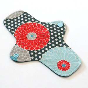 8 inch Reusable Cloth winged ULTRATHIN Pantyliner - Modern Geranium Quilter's Cotton Top
